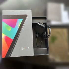 未使用 Nexus 7 (2013) 本体 充電器付き