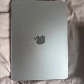 MacBook Air 13インチ M3 2024メモリ16GB 256GB