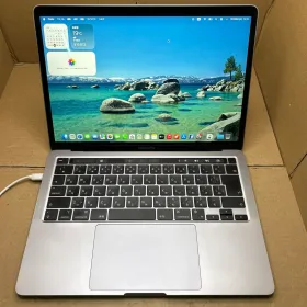 Apple MacBook Pro M2 2022 新品¥104,999 中古¥69,980 | 新品・中古の