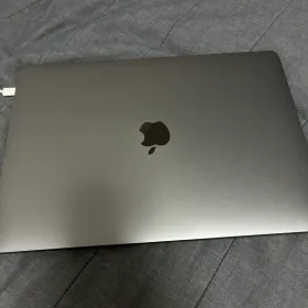 Apple MacBook Pro M2 2022 新品¥104,999 中古¥69,980 | 新品・中古の