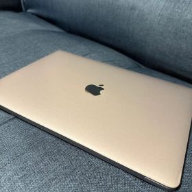 【超美品】MacBook Pro 2019 Retinaディスプレイ 付属品付き