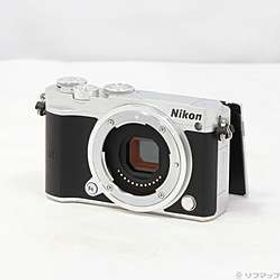 〔中古品〕 Nikon 1 J5 ボディ (2081万画素／シルバー)〔中古品〕 Nikon 1 J5 ボディ (2081万画素／シルバー)