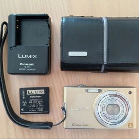美品Panasonic コンパクトデジタルカメラ LUMIX DMC-FX60