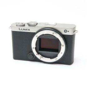 【中古】 《良品》 Panasonic LUMIX S9 ボディ DC-S9-S ダークシルバー [ デジタルカメラ ]