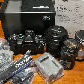 【限定値下げ】OLYMPUS om-d e-m5 mark iii レンズ３本