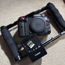 CANON EOS R5C ボディ SDカード・リグ付き