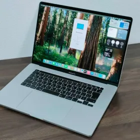 Apple MacBook Pro 2019 16型 新品¥58,000 中古¥39,508 | 新品・中古の