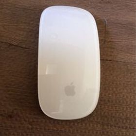 アップル Apple マジックマウス2 Magic Mouse ワイヤレスマウス ホワイト A1657 中古 美品 ブルートゥース Bluetooth Lightningポート充電