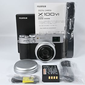 ★ほぼ新品★FUJIFILM X100VI シルバー ショット数 29回(コンパクトデジタルカメラ)