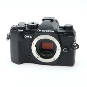 【中古】 《良品》 OM SYSTEM OM-5 ボディ ブラック 【背面ラバー部品交換/各部点検済】 [ デジタルカメラ ]