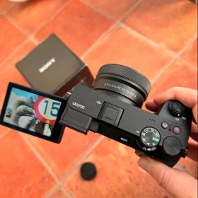 SONY α6700レンズキット海外版(各国言語対応)English 2025