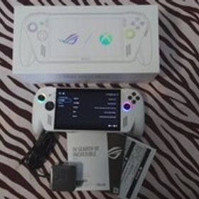 ASUS ROG Xbox Ally 2025 ホワイト