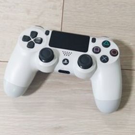 SONY PlayStation4 純正ワイヤレス コントローラー DUALSHOCK4 デュアルショック4 ホワイト CUH-ZCT2J