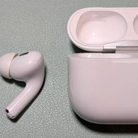 AirPods Pro 2 (第2世代） Lightningケーブル