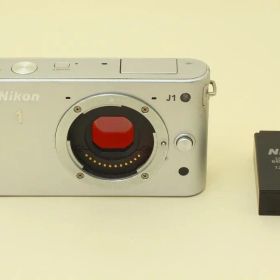 【美品】NIKON ニコン デジタルカメラ 1 J1 レンズ無し