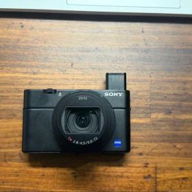 【美品】SONY DSC-RX100M6 コンパクトデジタルカメラ