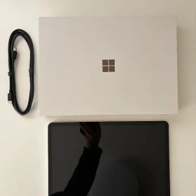 Surface Pro 12インチ 16GB RAM 256GB SSD