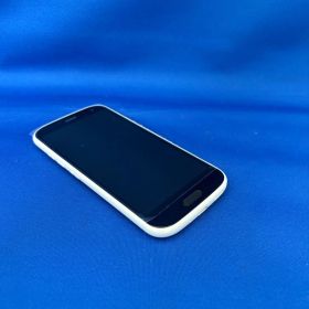 らくらくスマートフォン F-52B ホワイト SIMフリー ドコモ