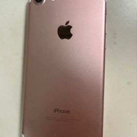 iPhone 7 Rose Gold 32 GB SIMフリー