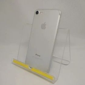 docomo 【SIMロックなし】NNCF2J/A iPhone 7 32GB シルバー docomo