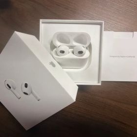 Apple AirPods 第三世代 本体 ホワイト
