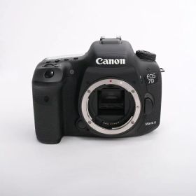 【中古】 (キヤノン) Canon EOS 7D MARKII ボディ【中古カメラ デジタル一眼】 ランク：AB