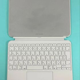 iPad Magic Keyboard Folio A2695