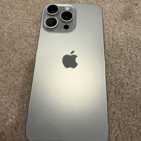 Apple iPhone 15 Pro Max 512 Gシルバー 本体