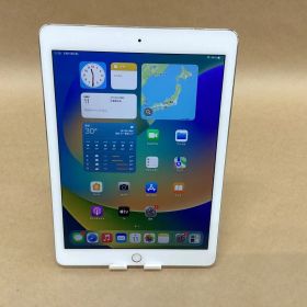 バッテリ残量95％ SIMFREE APPLE IPAD PRO WIFI+CELL 32GB シルバー 9.7インチ RETINA IPAD OS 16.7.11 A1674 2016MODEL