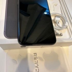 美品 Apple iPhone 11 ブラック 本体 64GB