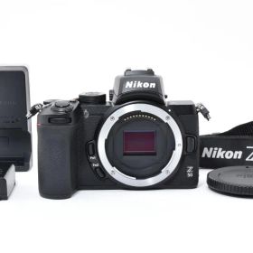 ■ ほぼ新品・ショット数389回 ■ ニコン Nikon Z50 ボディ