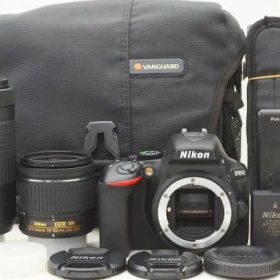 【中古】 『極美品』 Nikon D5600 ダブルズームレンズキット / Nikon / ニコン / デジタル一眼レフカメラ / ダブルレンズキット