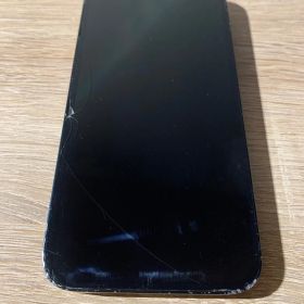 6828 iPhone 13 ダークブルー 保存容量未確認