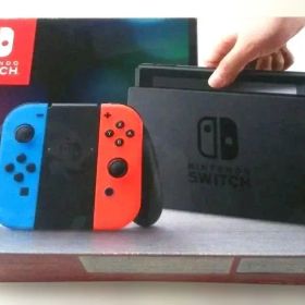 任天堂製品⬛️Nintendo Switch 本体 青/赤