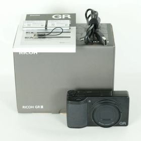 [美品 | バッテリー2個付] RICOH GR III | コンパクトデジタルカメラ