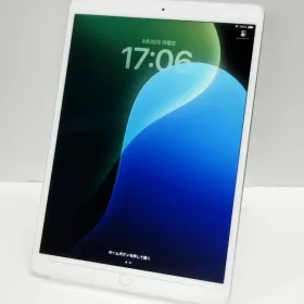 Apple iPad Air 10.5 (2019年、第3世代) 新品¥18,900 中古¥15,980