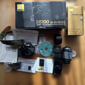 ニコン D5100本体、VRレンズ、望遠レンズセット(収納袋付)