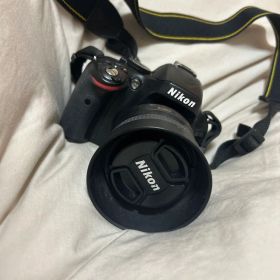 Nikon デジタル一眼レフカメラ D5100 レンズ付き