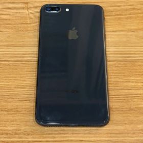 iPhone 8Plus 匿名発送 64G ￼最大充電容量75% SIMフリー