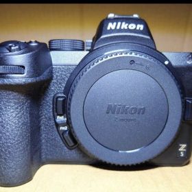 ニコンNikon Z5 ボディ ショット数70枚