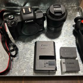 Canon キャノン EOS KissM2ミラーレス一眼 15-45mm