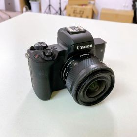 Canon EOS Kiss M2ミラーレス一眼カメラ キット ブラック