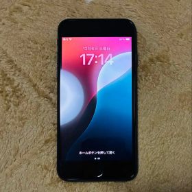 iPhoneSE3 64GB ブラック 美品 83%