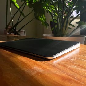 apple Magic Trackpad 3 ブラック Lightningモデル
