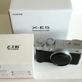 FUJIFILM X-E5 ボディ ＆ レンズおまけ付き(メーカー保証付)