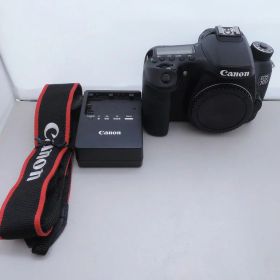 【全品ポイント10倍！要エントリー】【期間限定セール】キヤノン Canon デジタル一眼レフカメラ ボディ APS-C EOS 70D 【中古】