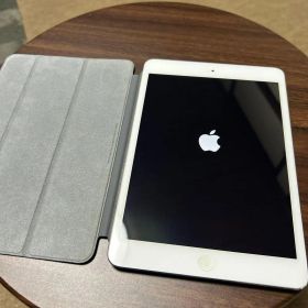 iPad mini 第1世代 Wi-Fi 32GB MD532J/A 純正フタ付
