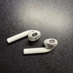 Apple AirPods（第2世代）