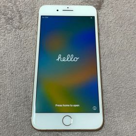 iPhone 8 plus バッテリー75%、ケース付き