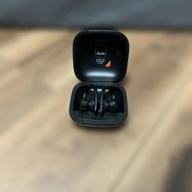 Beatsのブラックワイヤレスイヤホン Powerbeats Pro ジャンク